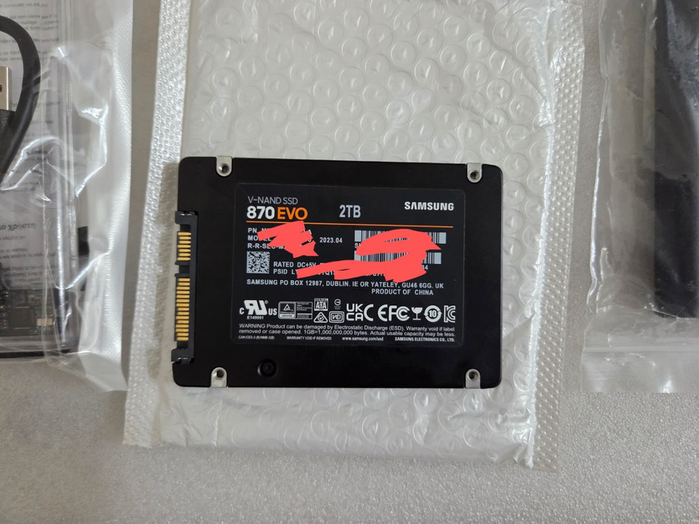삼성 870EVO V-NAND SSD 2TB 2.5인치 노트북 PS4 투명 외장하드케이스 전자제품용 포켓 드라이버 이미지