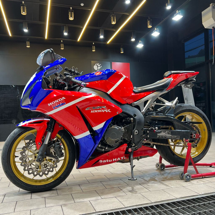 혼다 CBR1000RR 4세대 후기형 [옵션다수/정비완/12년식]대차가능s1000rr야마하r1gsxr1000r10r 이미지
