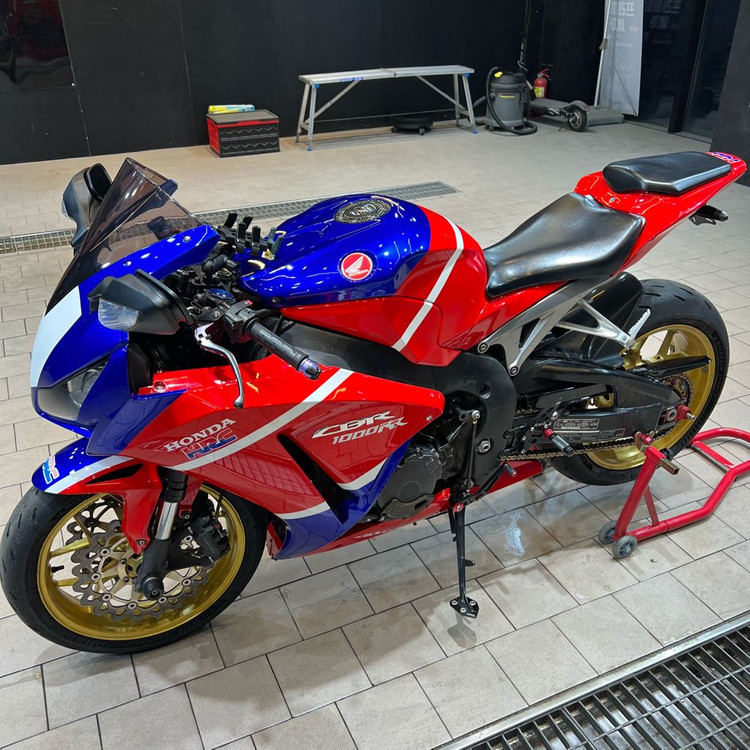 혼다 CBR1000RR 4세대 후기형 [옵션다수/정비완/12년식]대차가능s1000rr야마하r1gsxr1000r10r 이미지