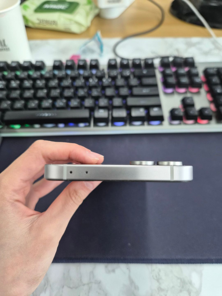 갤럭시 Z플립6 256GB_실버 이미지