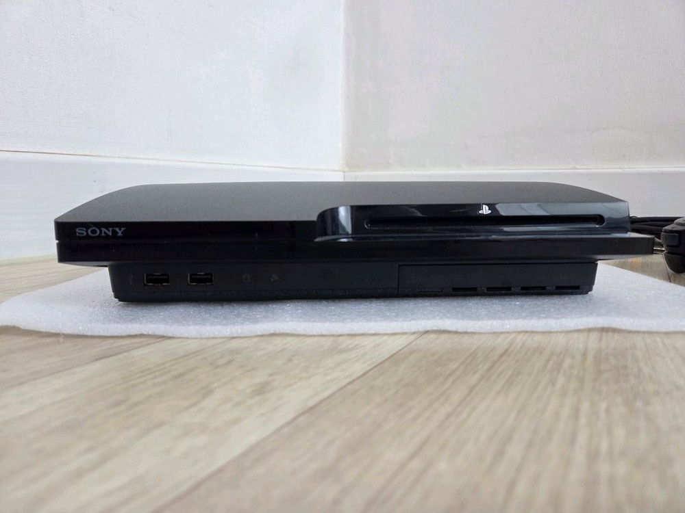 중고 소니 플레이스테이션 3(PS3) 2005A 120GB 차콜블랙 팝니다 이미지