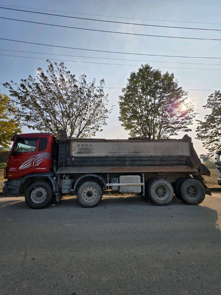 대우 프리마 25톤 덤프트럭 이미지