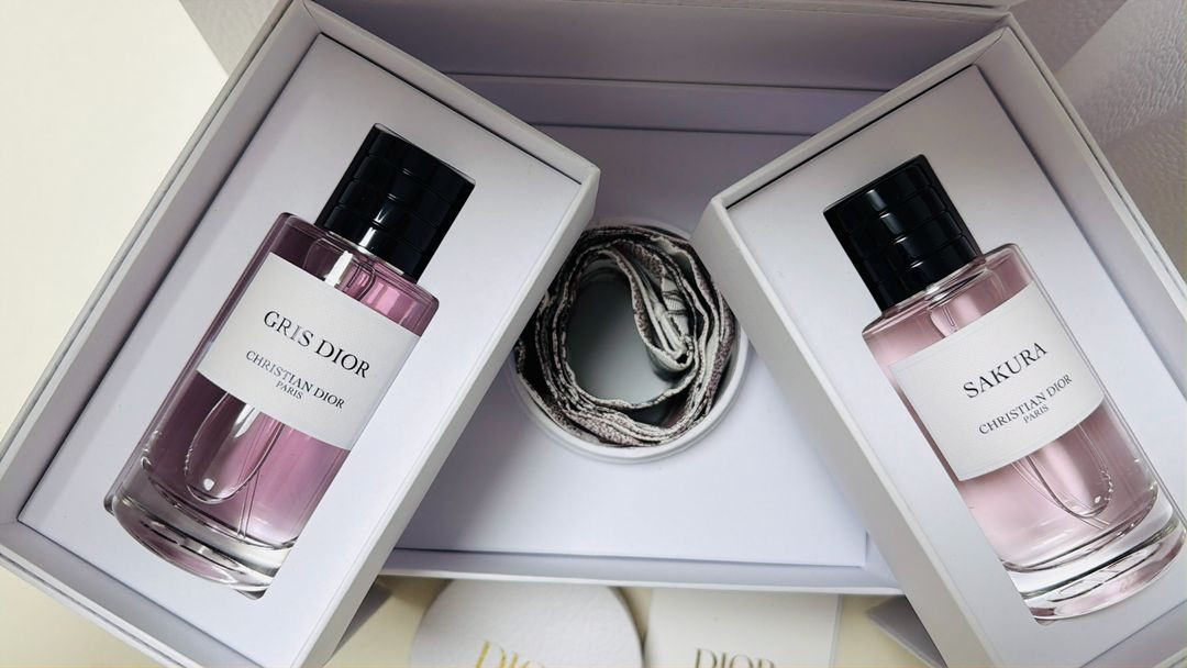 메종디올 사쿠라 그리디올 향수 50ml 미차 스카프 이미지