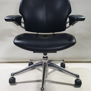 휴먼스케일 프리덤 태스크 가죽 의자 (Humanscale Freedom Task Leather Chair) 이미지