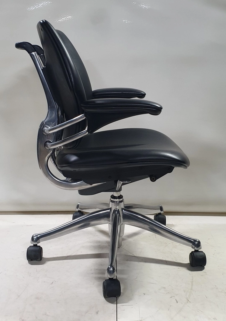 휴먼스케일 프리덤 태스크 가죽 의자 (Humanscale Freedom Task Leather Chair) 이미지
