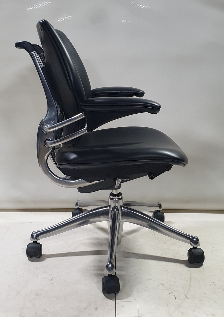 휴먼스케일 프리덤 태스크 가죽 의자 (Humanscale Freedom Task Leather Chair) 이미지