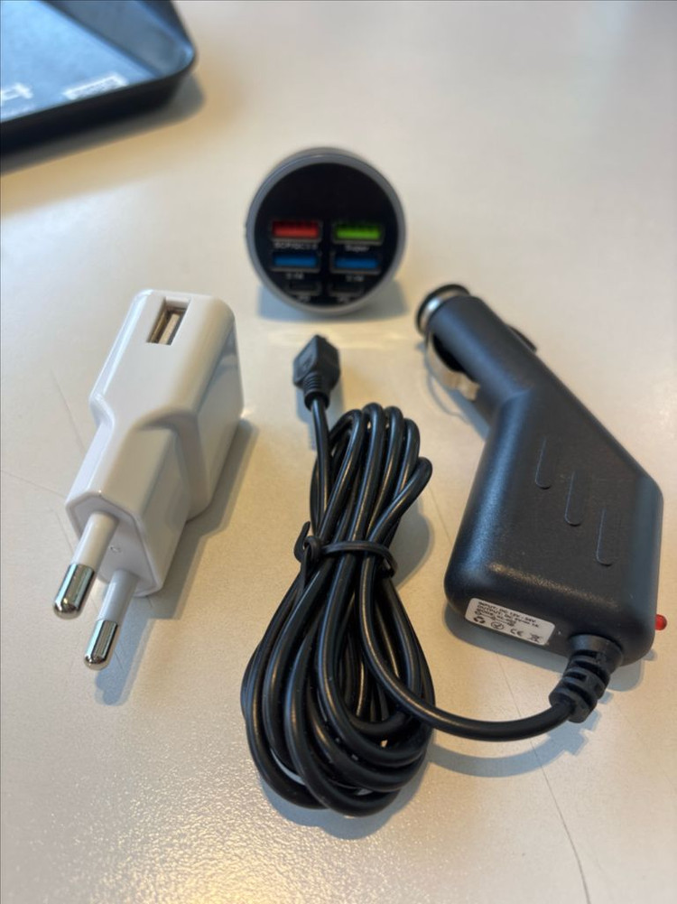 차량용 USB-C PD 충전기 시가짹 led첨등6구 이미지