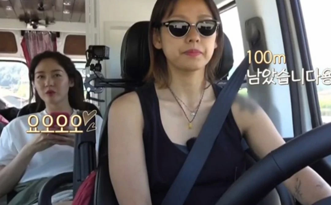 커틀러 앤 그로스 선글라스 이미지