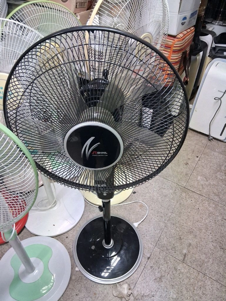 중형 스탠드형 선풍기 랜덤 발송 개당가격입니다 이미지