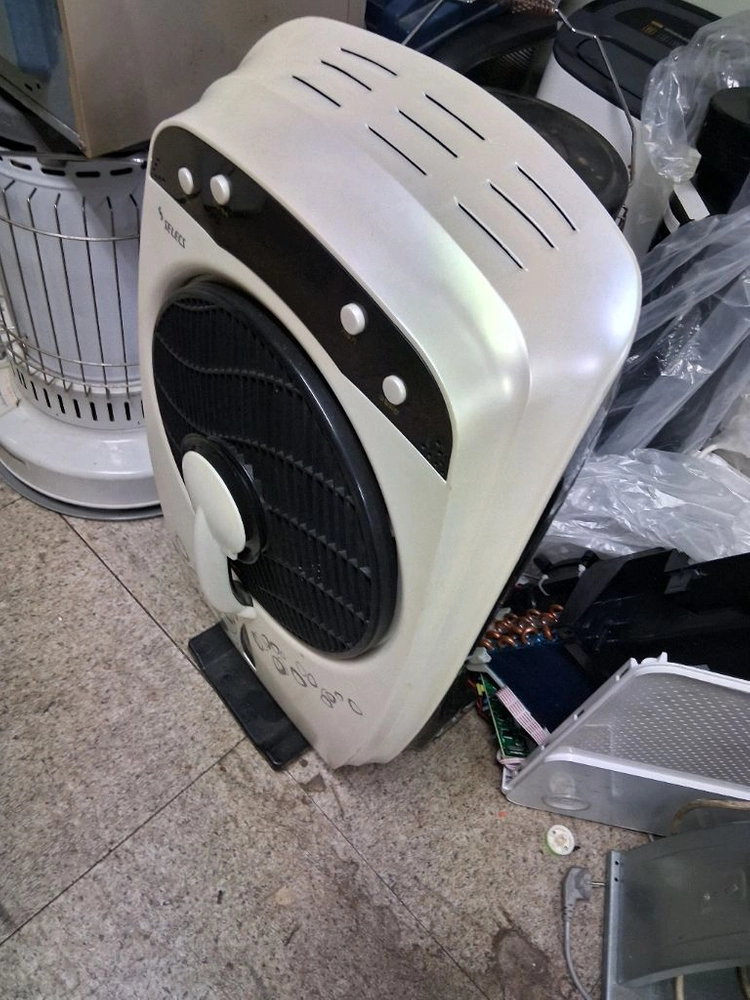 중형 스탠드형 선풍기 랜덤 발송 개당가격입니다 이미지