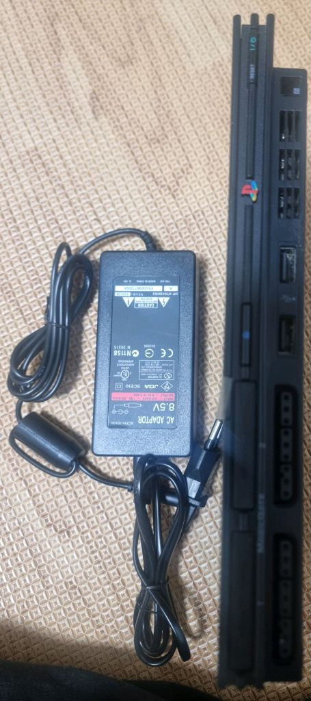 플스2 PS2 7만번 슬림 모델(게임패드 제외) 이미지