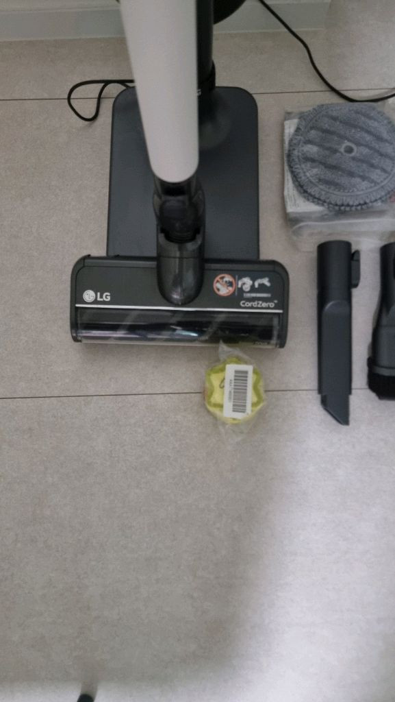 LG 코드제로 A9S 무선청소기 물걸레키트 포함 이미지