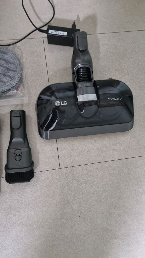 LG 코드제로 A9S 무선청소기 물걸레키트 포함 이미지