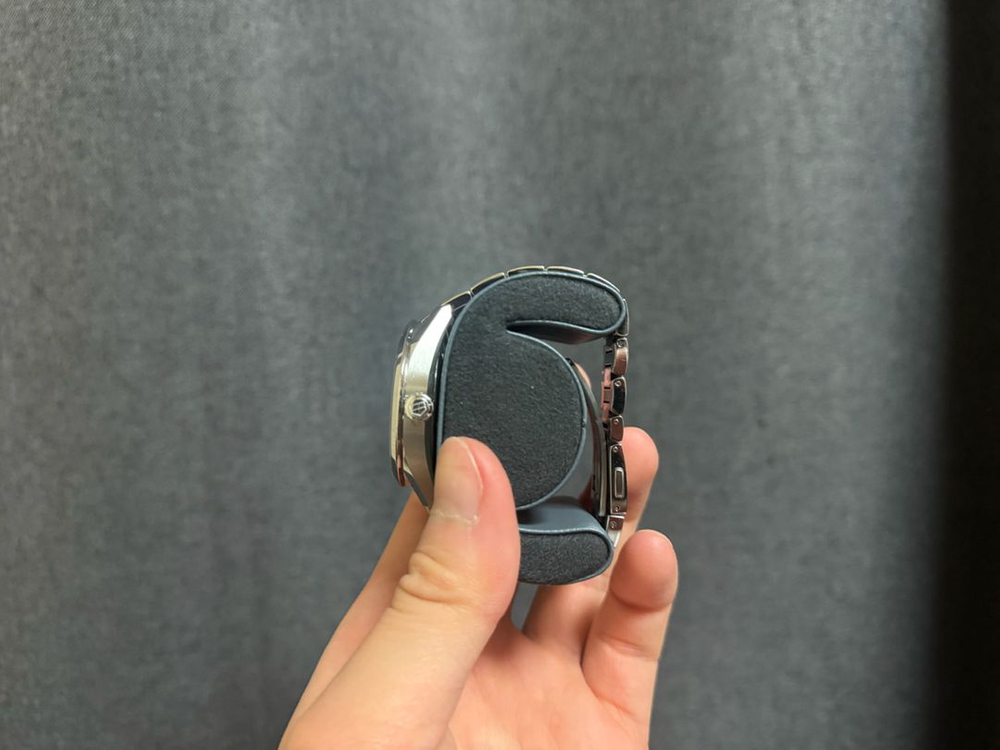 태그호이어 까레라 칼리버5 데이데이트 오토매틱 41mm 블랙 판매합니다 : ) 이미지