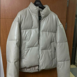 [2XL/베이지] 무신사 신세틱 레더 푸퍼 숏 패딩 재킷 이미지