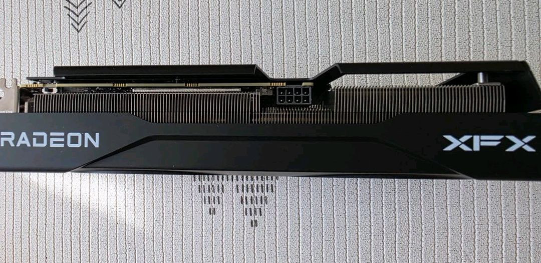 XFX 라데온 RX 9060 XT 16GB 그래픽카드 이미지