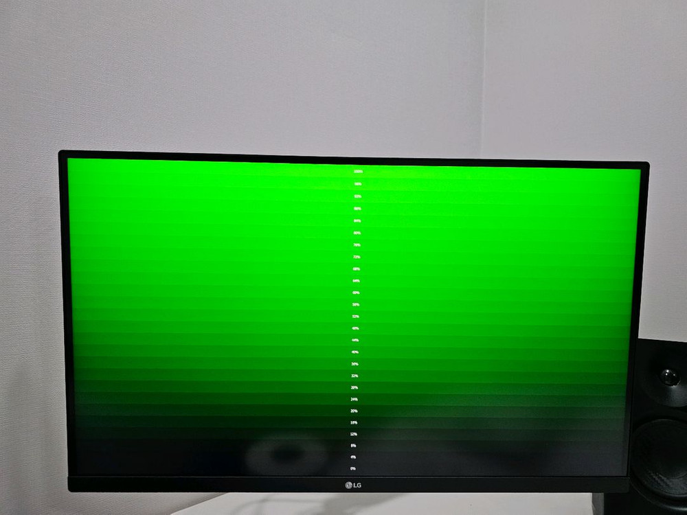 LG 27GL850 모니터 이미지
