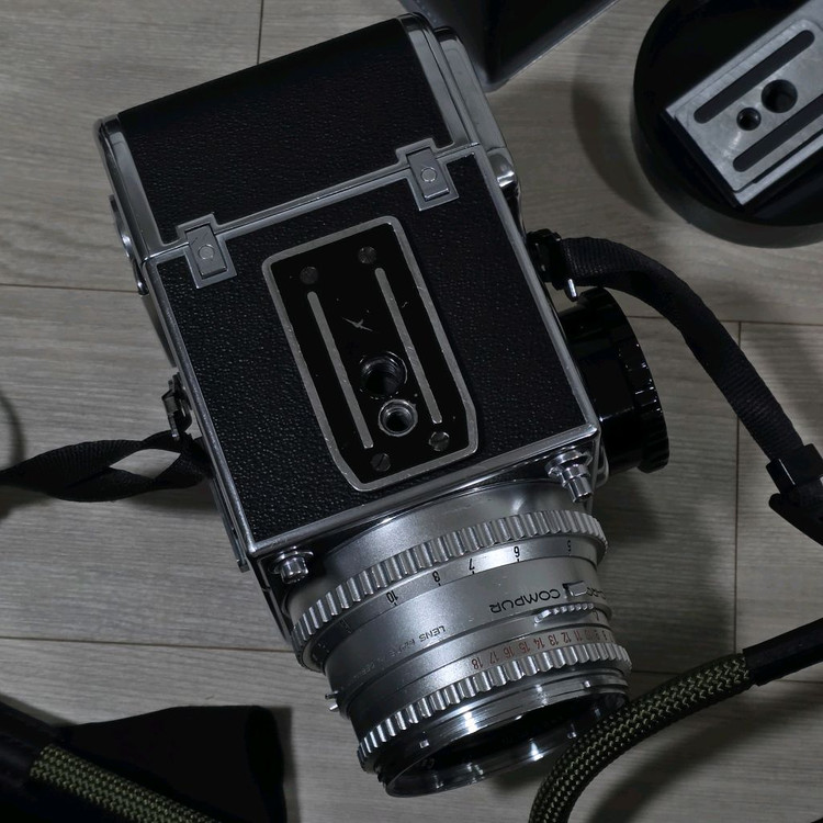 중형카메라 핫셀블라드 500c + 플라나80mm 이미지