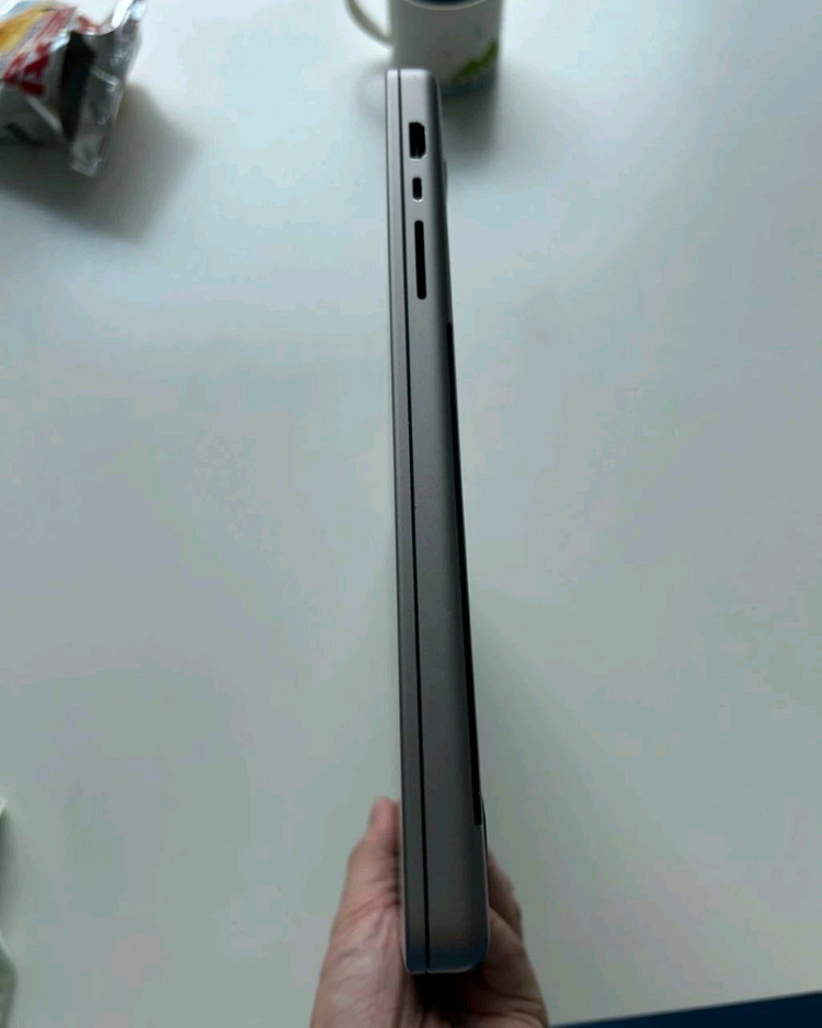 맥북 프로 16인치 M1 Max 32gb ssd 1tb 이미지