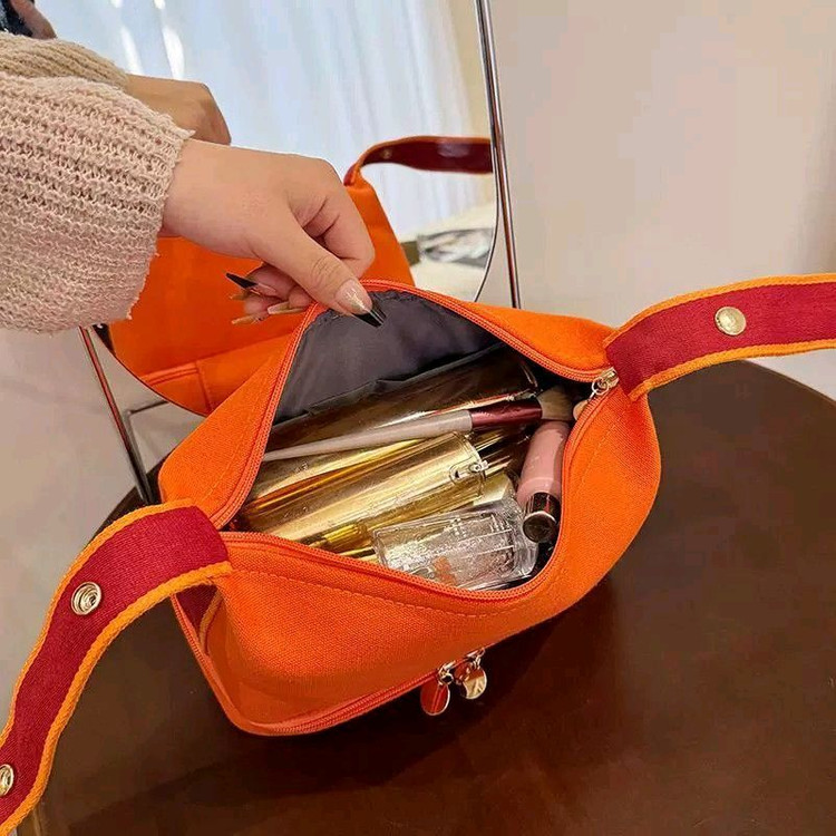 H로고 파우치 네이비 이미지