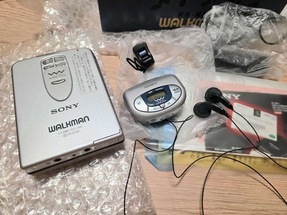 소니 워크맨 WM-WX1 WIRELESS 카세트 박스세트 팝니다 이미지