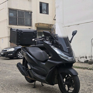pcx125 22년식 7.6만km 소모품 정비완료 배달셋팅 팝니다 이미지