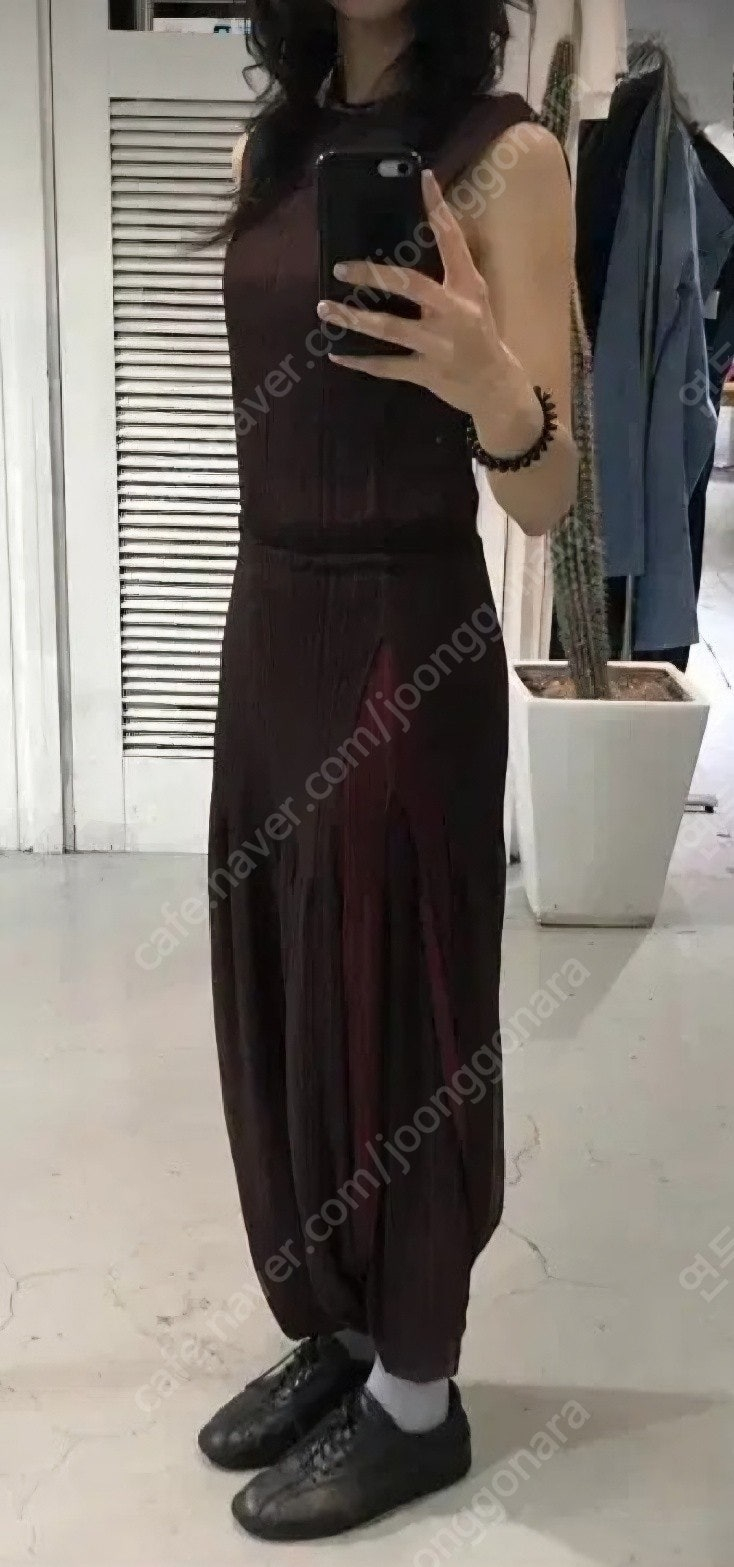 정품 이세이미야케 ISSEYMIYAKE 해칭 플리츠플리즈 롱원피스 점프슈트 이미지