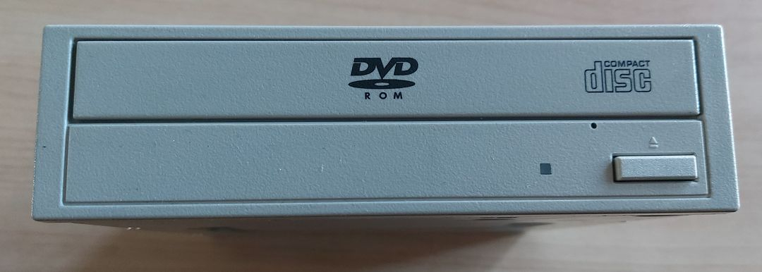컴퓨터 DVD ROM 2개 일괄 처분 (SH-118BB, SH-116) 이미지