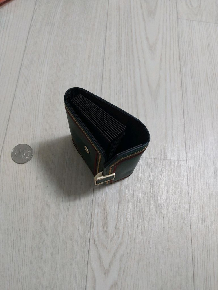 여성용 카드지갑 이미지