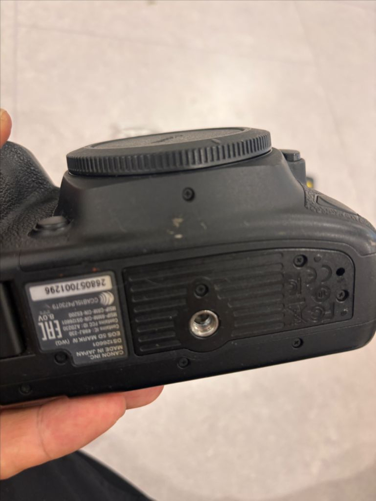 풀프레임 DSLR 카메라 이미지