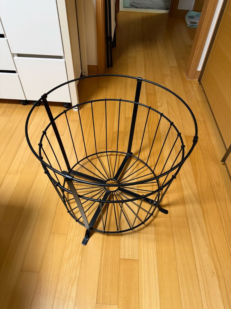 이케아 IKEA 원목 까페 쇼파 침실 테이블 라운드 코 이미지