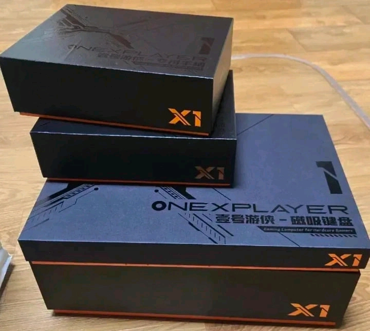 원엑스플레이어 X1 8840U 64GB 4TB 팝니다 이미지