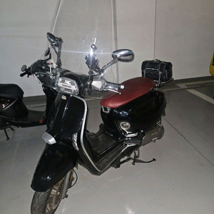 125cc 스쿠터 이미지