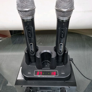 무선 노래방 마이크 세트 예음YTX 900 이미지