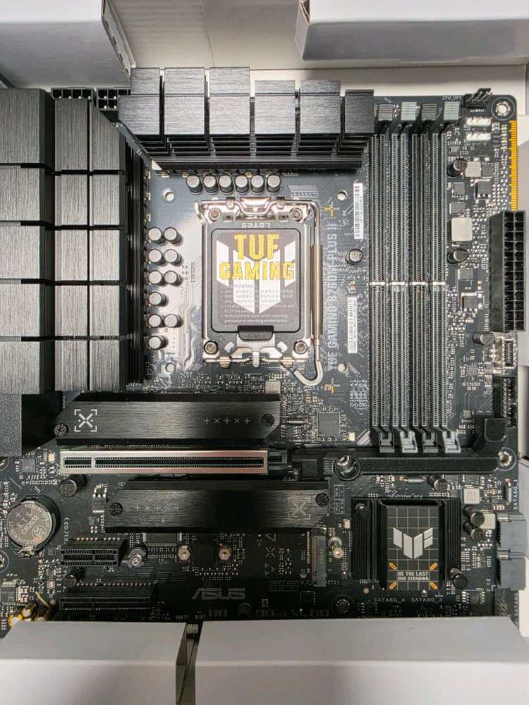 ASUS 메인보드 TUF GAMING B760M-PLUS II 이미지