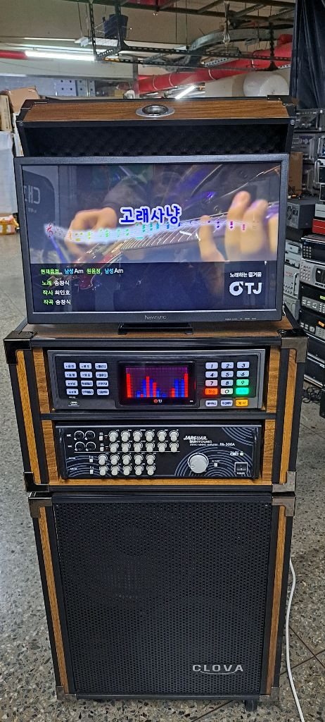태진 노래방반주기 이동식세트 판매합니다 이미지