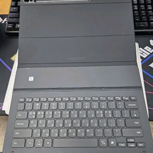 갤럭시탭S10FE 플러스 슬림 키보드 케이스 이미지