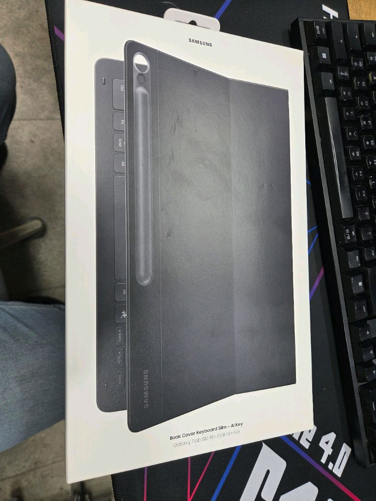 갤럭시탭S10FE 플러스 슬림 키보드 케이스 이미지