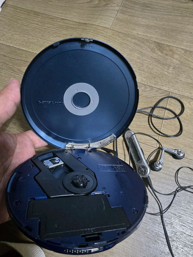 부품용 파나소닉 SL-CT790 CD플레이어 + 이어폰 이미지
