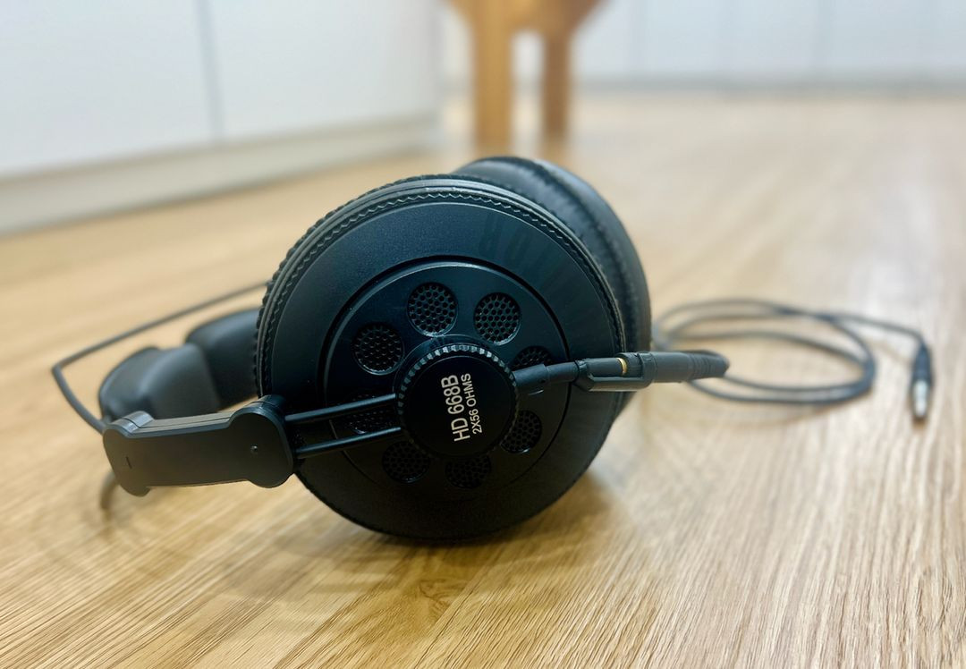 슈퍼럭스 HD668B 모니터링 헤드폰 판매합니다. 이미지