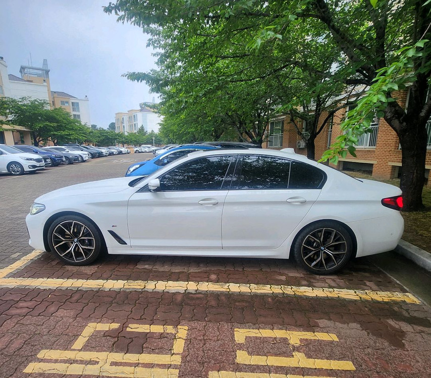 BMW 530i MSP P1(2023년6월식) 이미지