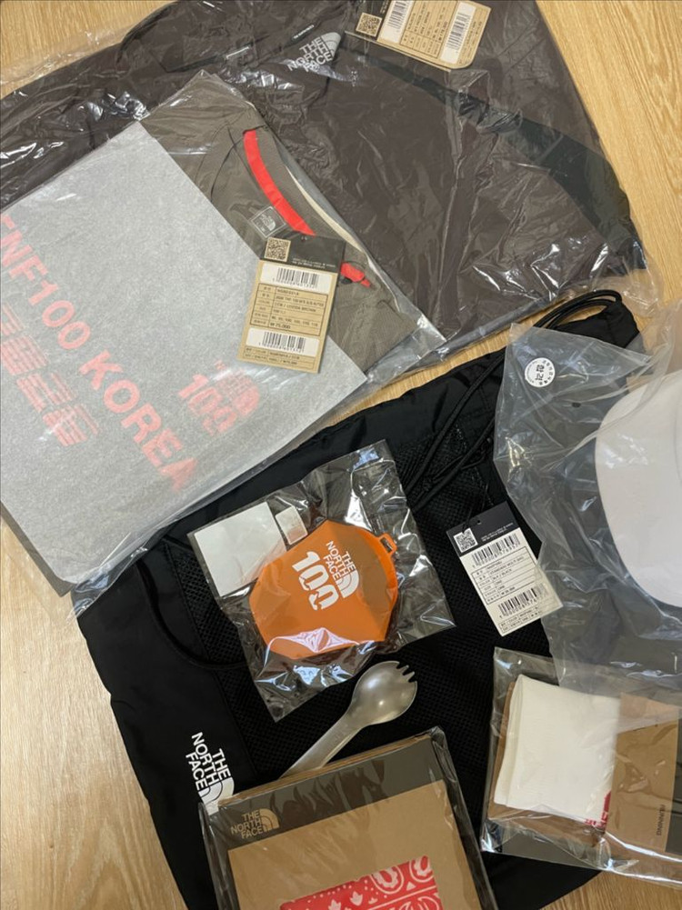 TNF100 바람막이 완주자켓 외 기념품 이미지