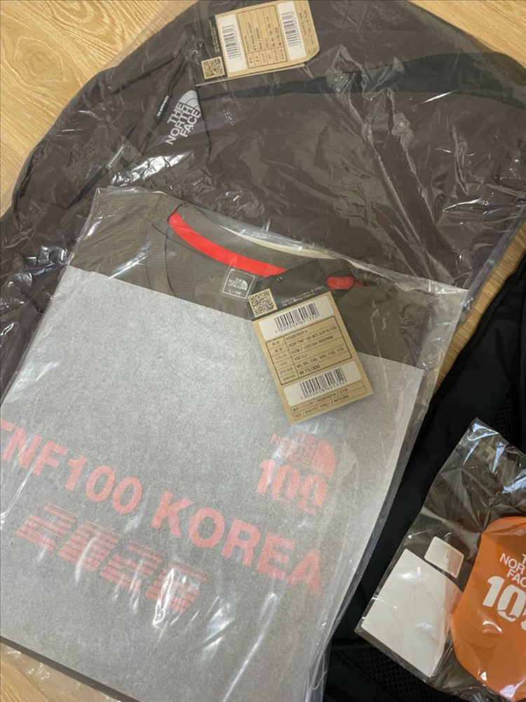 TNF100 바람막이 완주자켓 외 기념품 이미지