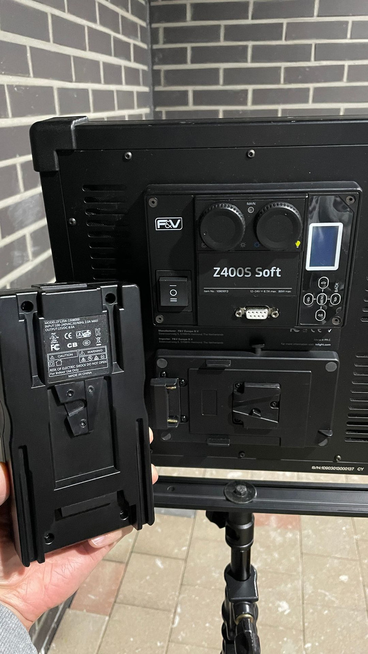 고품질 영상용 조명 F&V Z400S Soft 이미지