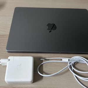 맥북 프로 M1 Max 14인치 (32GB / 512GB) 판매합니다 이미지