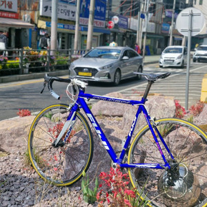 후지 루베 3.0 로드자전거 픽시엔진11콘스탄틴언노운미사일피나렐로룩MTB대차스페셜라이즈드트랙써벨로 이미지