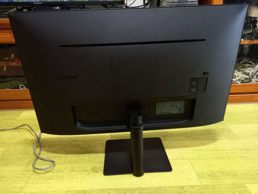 27인치 스마트 모니터 S27AM500N. 부품판매 (리모컨 x) 59000원 이미지