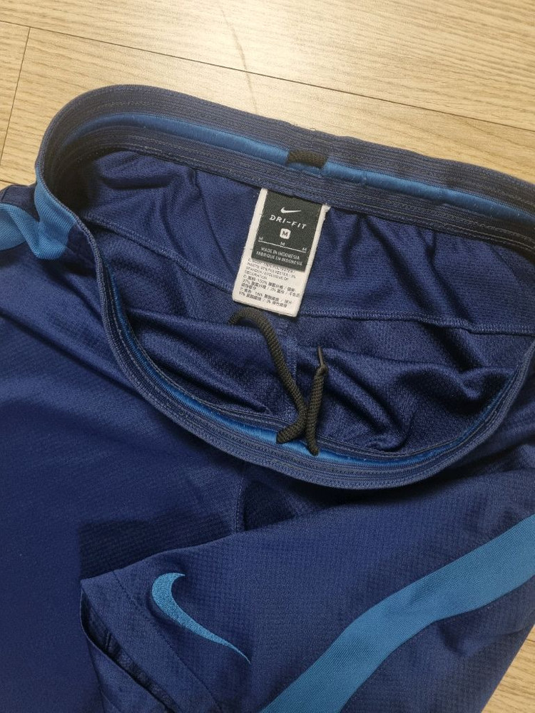 나이키 런닝 DRI-FIT 기능성 경량 반바지 2종 이미지