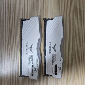 teamgroup ddr4 cl18 3600 16gb * 2 이미지