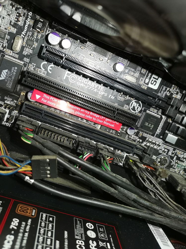 게임용 컴퓨터 PC i7-3770K GTX670 이미지